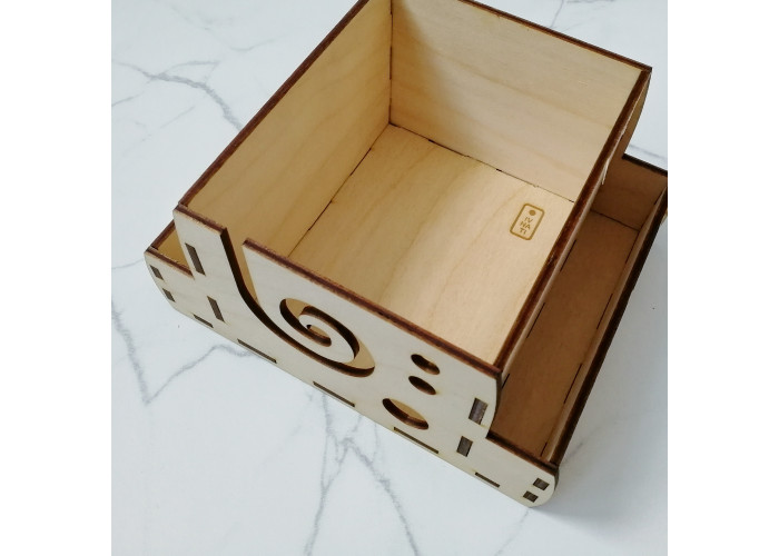 Box for yarn with sections (blank without coating)